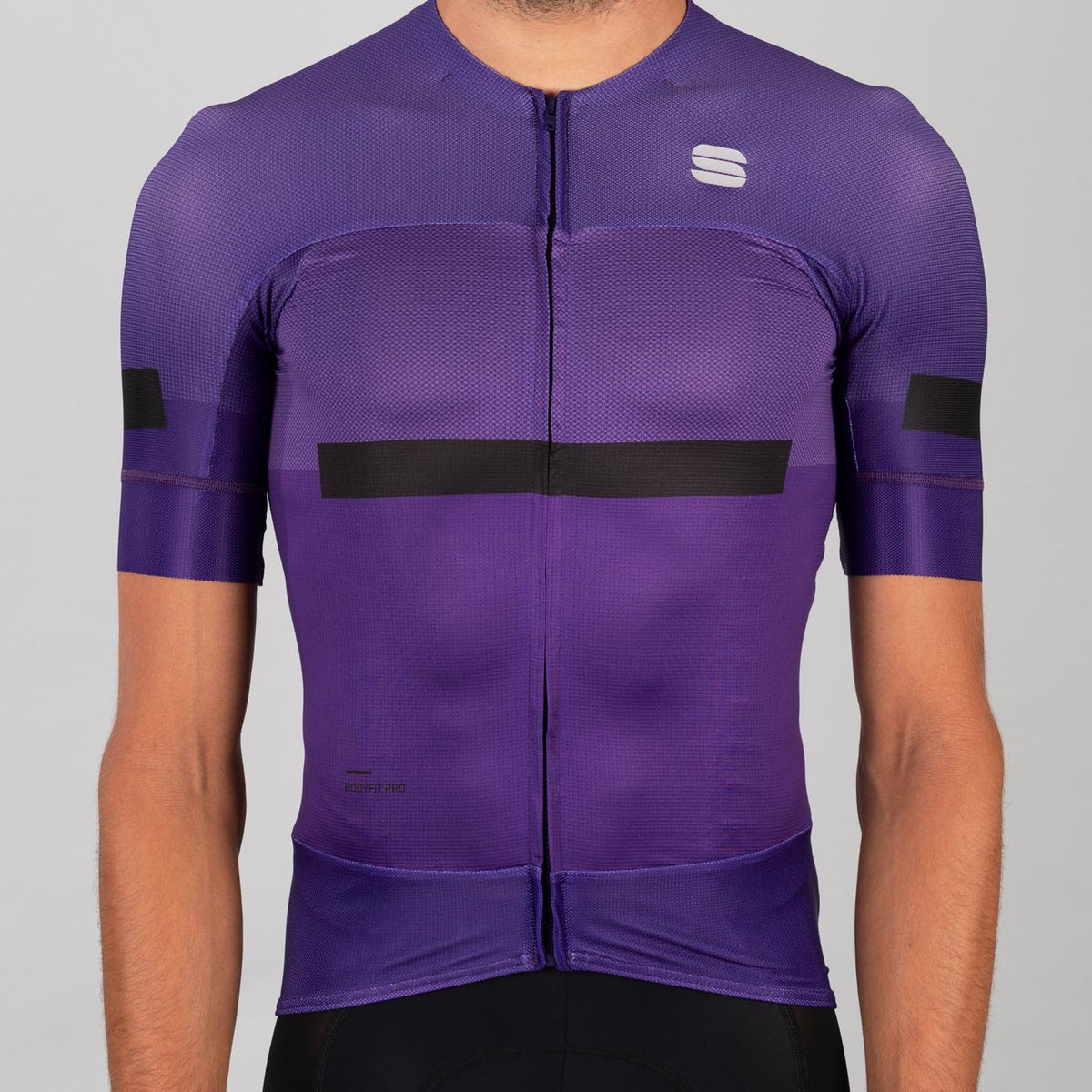Sportful Evo Jersey violet purple cycling jersey, full front view on male model with black shorts