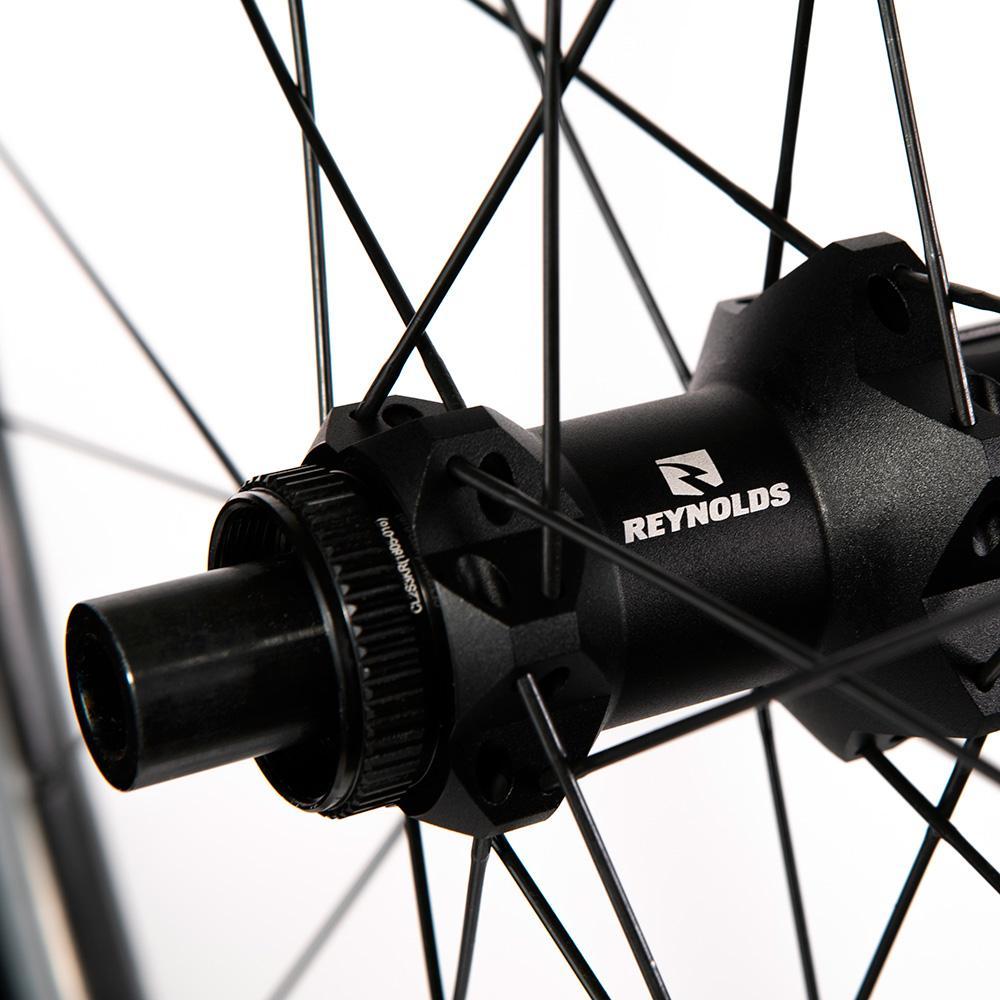 Close-up detail of Reynolds matte black rear hub with XDR driver body for AR41 wheel