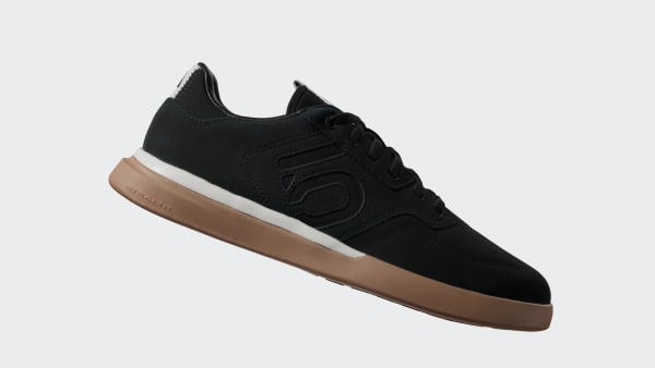 Five Ten Sleuth men's flat shoe in black with gum sole