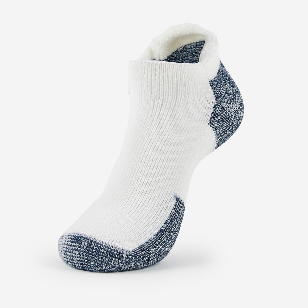 Thorlo white running rolltop ankle sock with navy blue cushioned heel and toe