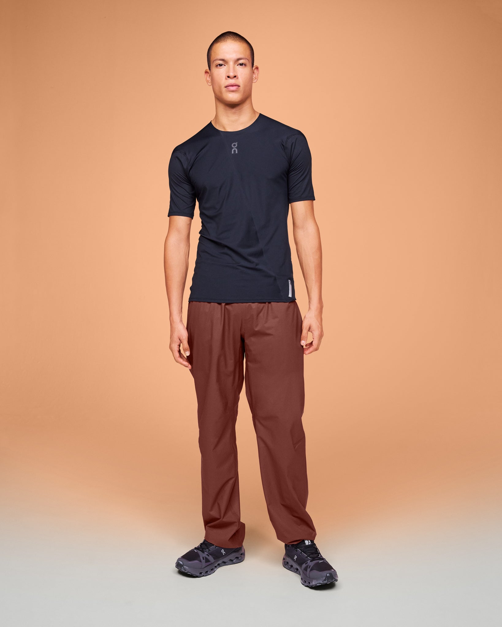 On Ultra Pants Ruby Medium